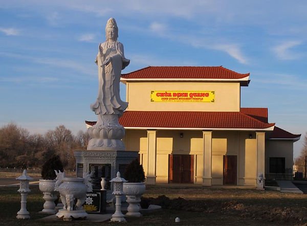 Picture of the Dinh Quang Temple